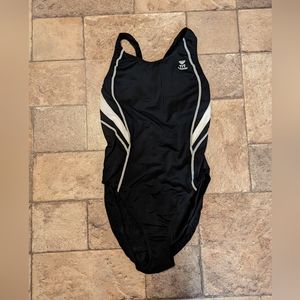 TYR women's one piece Razorback Duralast swimsuit, black, size 36